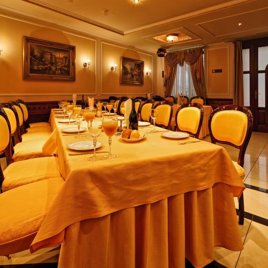 Karpaty Hotel ยาเรมชา ภายนอก รูปภาพ
