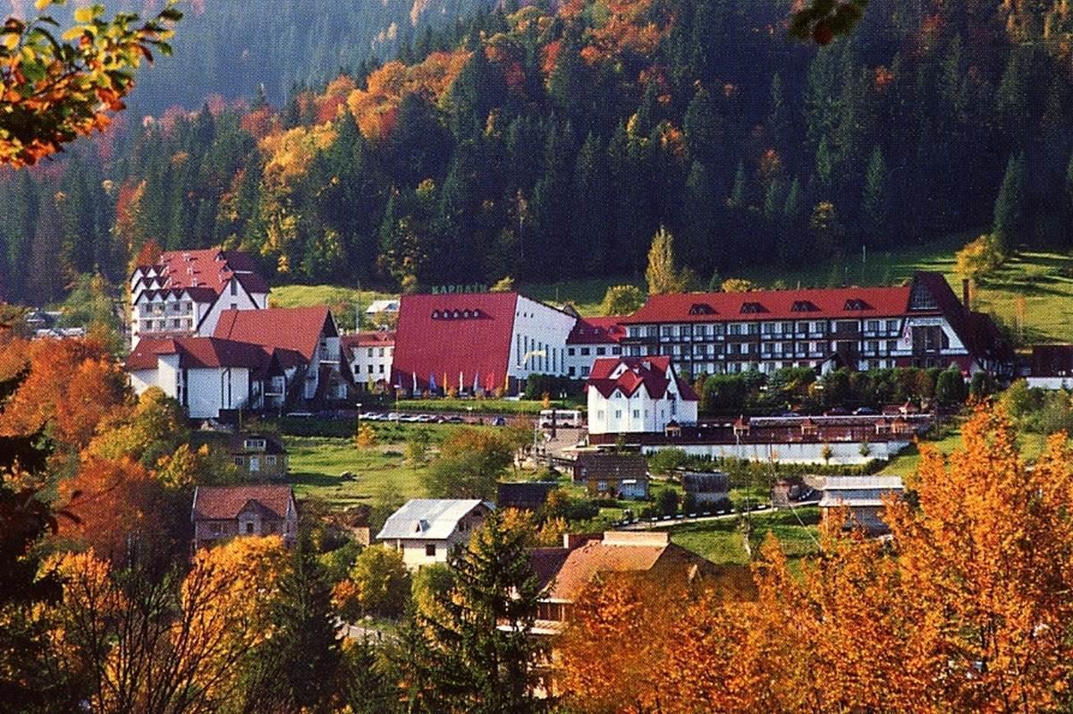 Karpaty Hotel ยาเรมชา ภายนอก รูปภาพ